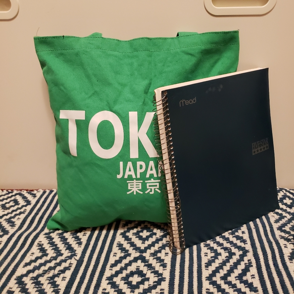 Green tote bag